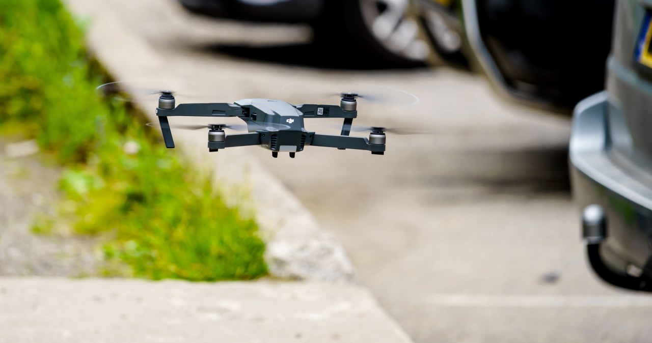 Stellantis zaskoczył patentem. Potwierdziły się doniesienia o dronach wiadomości,aktualności,Interia Stellantis zaskoczył patentem. Potwierdziły się doniesienia o dronach