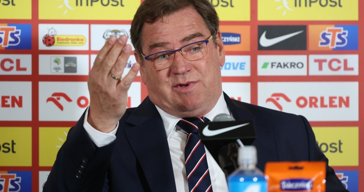 wiadomości,aktualności,Interia Lewandowski zmarnował karnego. Urban reaguje. Tymi słowami zaskoczył wszystkich