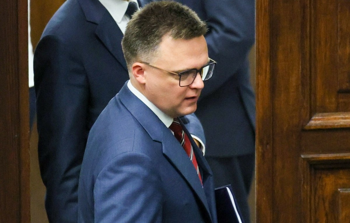 Hołownia walczy o nową posadę. Oto jego rywale