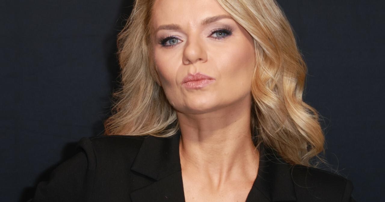 Emilia Komarnicka przerwała milczenie. Opublikowała nagranie z przystojnym brunetem