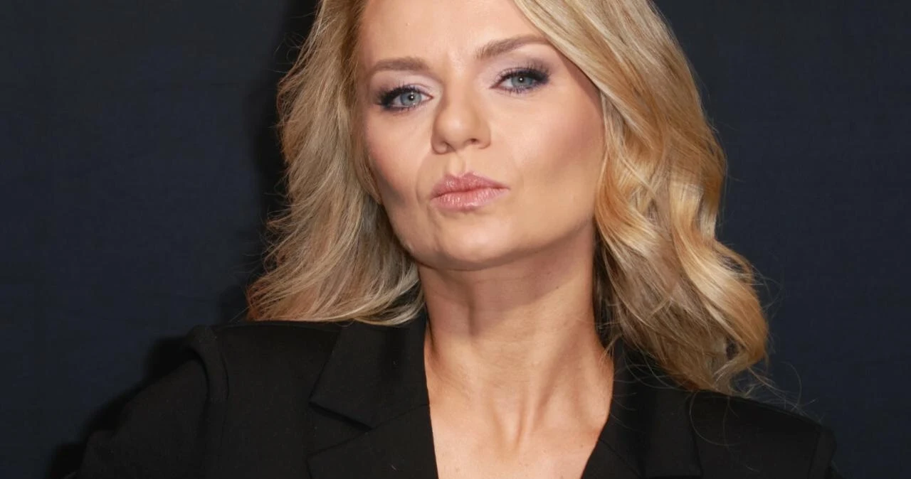 Komarnicka spakowała walizki. Nie wyjechała sama