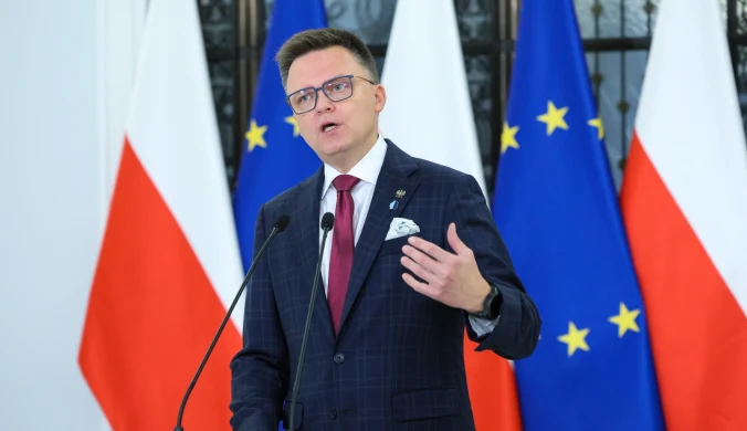 "Nie ma dla nich miejsca". Hołownia skomentował słowa o "patoposłach"