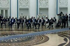 Jak oligarchowie korumpują Zachód