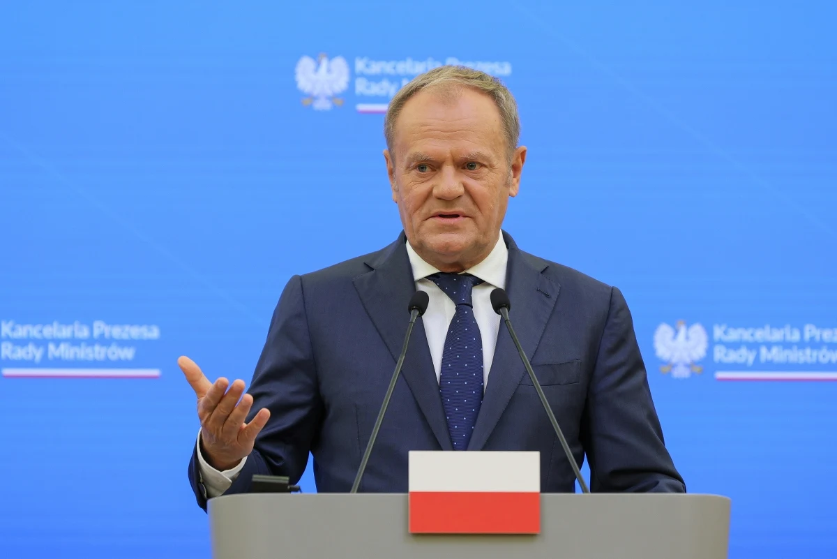 ​Premier Donald Tusk jednoznacznie wypowiedział się w sprawie głośnej sprawy obywatela Ukrainy Wołodymyra Ż., którego Niemcy oskarżają o wysadzenie gazociągu Nord Stream. "W interesie Polski nie jest oskarżanie albo wydawanie podejrzanego o wysadzenie Nord Stream w ręce innego państwa" - stwierdził szef polskiego rządu. Podkreślił także, że "jedynymi, którzy powinni wstydzić się w kwestii Nord Stream 2 są ci, którzy zdecydowali o jego budowie".