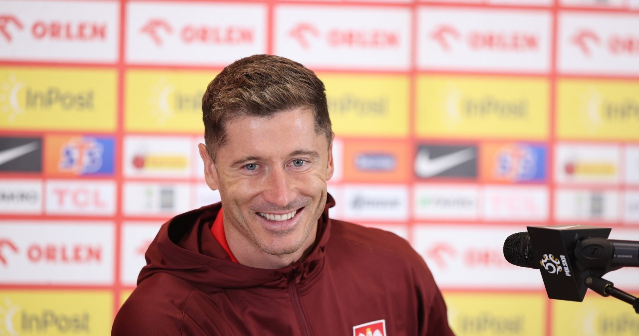 wiadomości,aktualności,Interia Lewandowski złożył obietnicę, wszystko się nagrało. Gorąco przed meczem Polaków