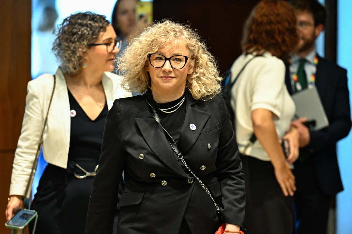 Lewica i PSL zakończyły negocjacje dotyczące związków partnerskich; wypracowaliśmy dobre rozwiązanie - takie informacje przekazała Polskiej Agencji Prasowej sekretarz stanu w Kancelarii Prezesa Rady Ministrów Katarzyna Kotula z Lewicy. Szczegóły porozumienia mają zostać przedstawione w przyszłym tygodniu. Czy Lewica zgodziła się na  to, by zawieranie związków partnerskich nie odbywało się w Urzędzie Stanu Cywilnego?