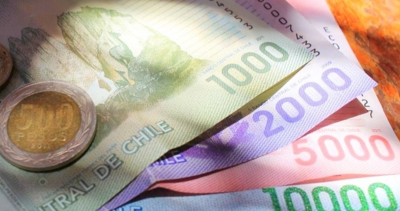 wiadomości,aktualności,Interia Przelali mu 330 pensji i zniknął. Chilijski sąd wydał przełomową decyzję