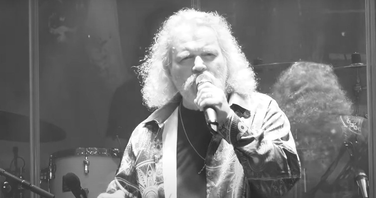 Nie żyje Edward Reekers. Tak pożegnali go przyjaciele