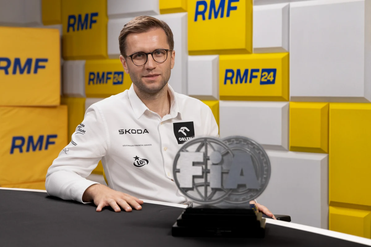 W niedzielę Mikołaj Marczyk i Szymon Gospodarczyk wywalczyli w Chorwacji tytuł rajdowych mistrzów Europy. Zapewnili sobie sukces zajmując w ostatnim rajdzie 3. miejsce. Gospodarczyk jest już w Maroku, gdzie przygotowuje się do kolejnych sportowych wyzwań, a Marczyk odwiedził studio RMF FM, by opowiedzieć o stresie, emocjach i radości, które towarzyszyły mu w ostatnim czasie. Rajdowiec przyznaje, że ten sukces może ułatwić mu rozwój kariery i wejście na kolejny etap rajdowej przygody.