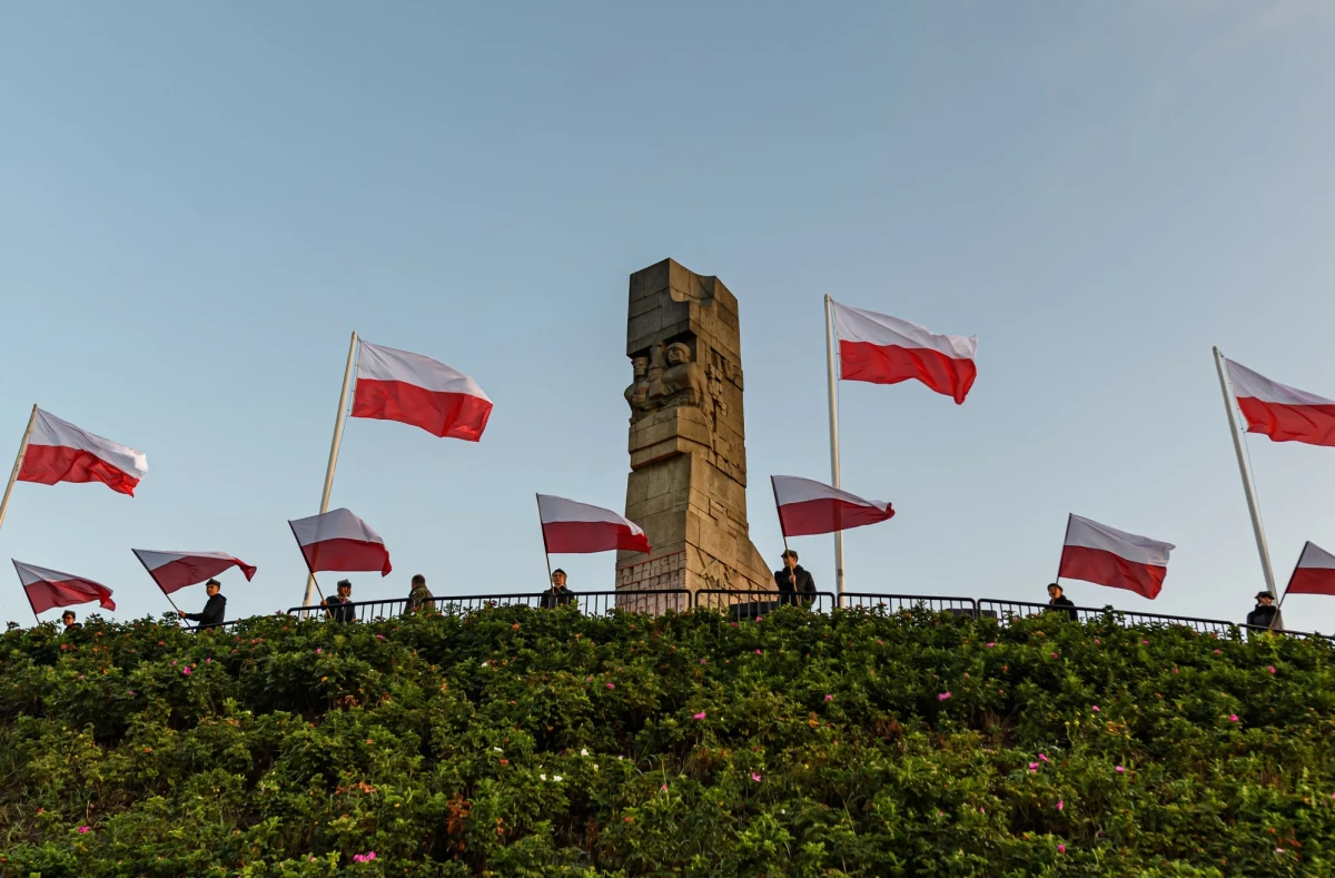 ​Muzeum II Wojny Światowej w Gdańsku ogłosiło przetarg na pierwszy etap budowy nowego oddziału na Westerplatte. Prace mają ruszyć na początku 2026 roku i obejmą teren o powierzchni 11,5 hektara, między ulicą Sucharskiego a promenadą nadmorską.