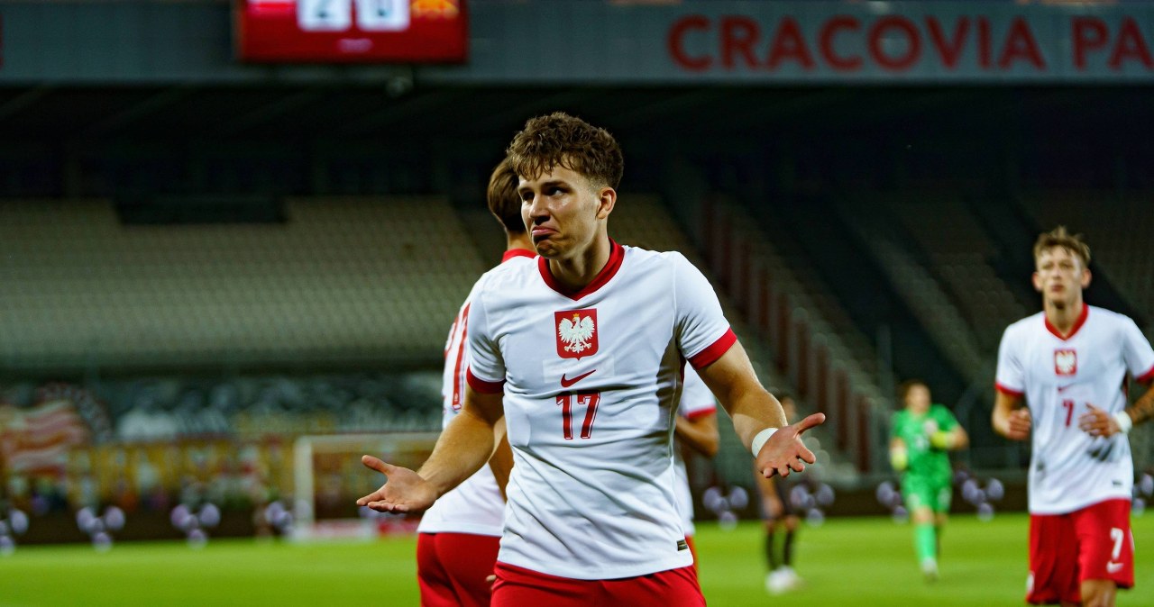 wiadomości,aktualności,Interia Co stoi za brakiem powołania młodej gwiazdy przez Urbana? Było blisko