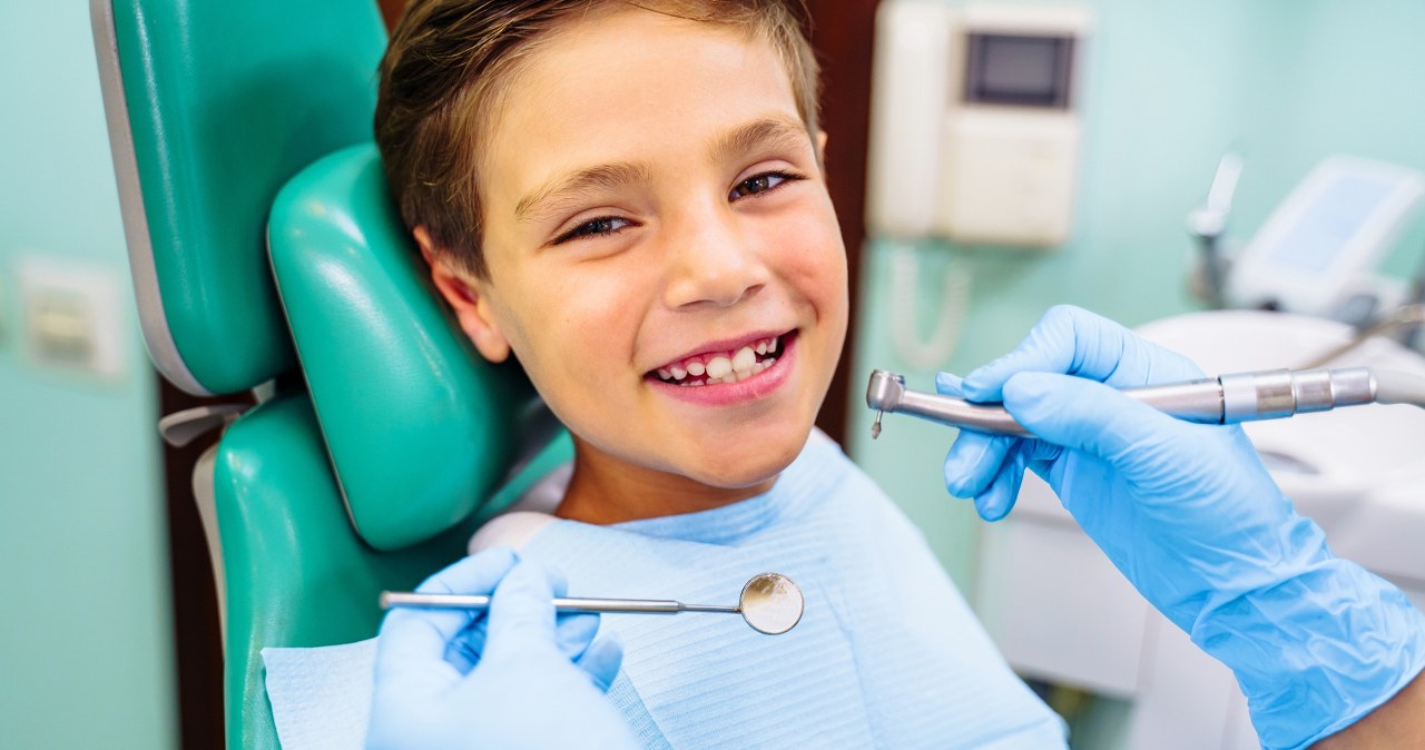 Problem choćby 15 proc. dzieci w wieku szkolnym, niszczy szkliwo i zęby. Czym jest MIH, czyli hipomineralizacja?