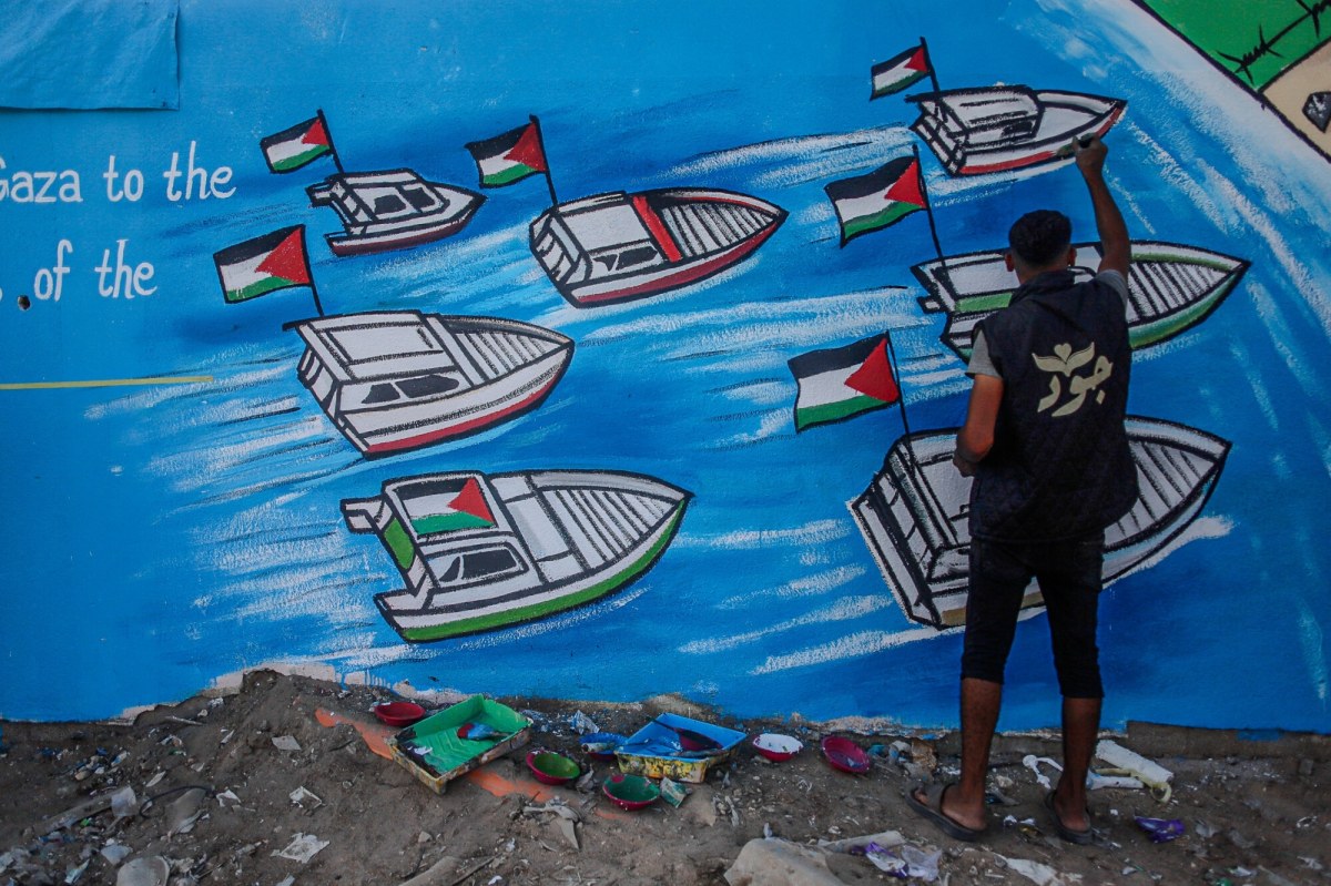 Izrael zatrzymuje kolejne statki flotylli i rekwiruje pomoc humanitarną