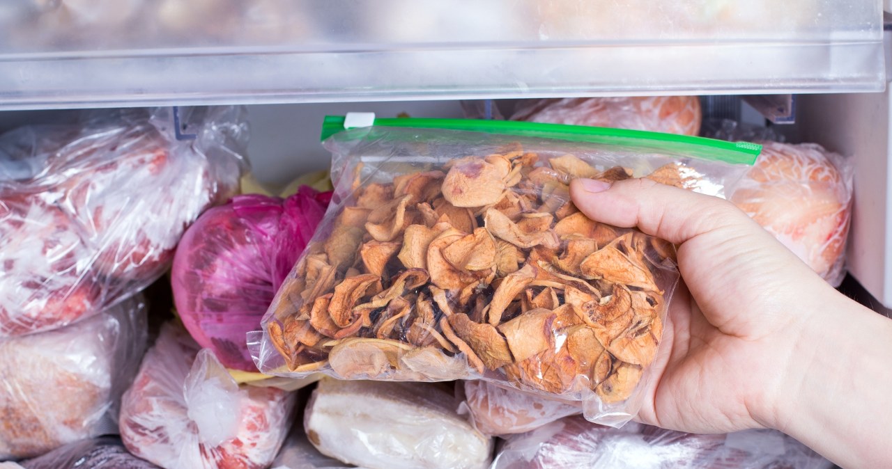 Grzyby mrożę tylko w ten sposób. Są smaczne i aromatyczne choćby rok później