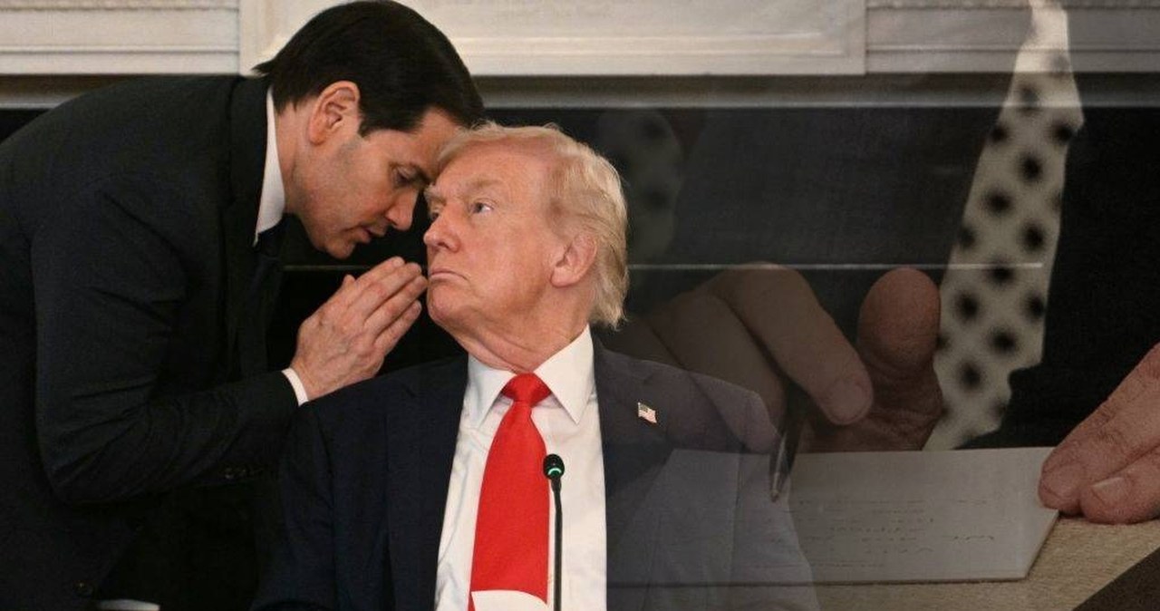 Rubio przerwał Trumpowi. Tajemnicza notatka ze Strefą Gazy w tle