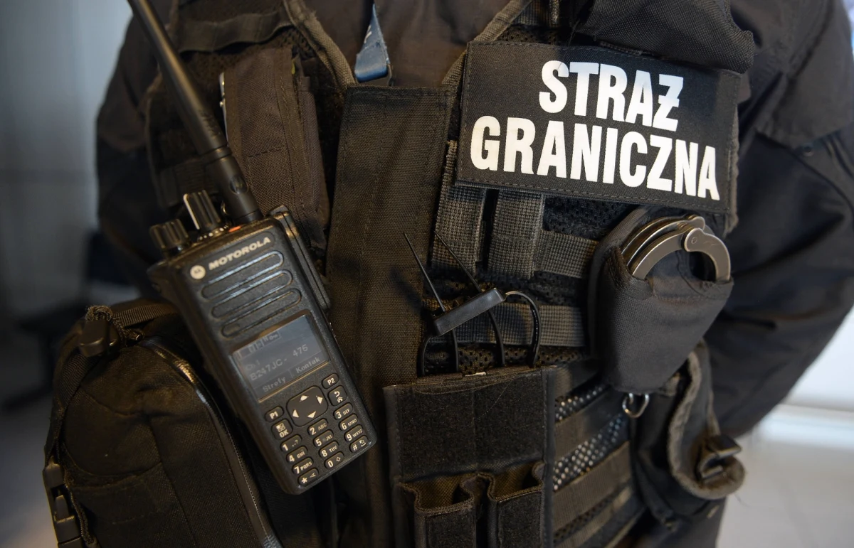 Dwaj polscy strażnicy graniczni zostali poważnie ranni w Tbilisi. Mundurowi mają obrażenia głowy i musieli być operowani. Napastnicy, którzy zaatakowali ich w gruzińskiej stolicy, używali m.in. prętów i noża. 