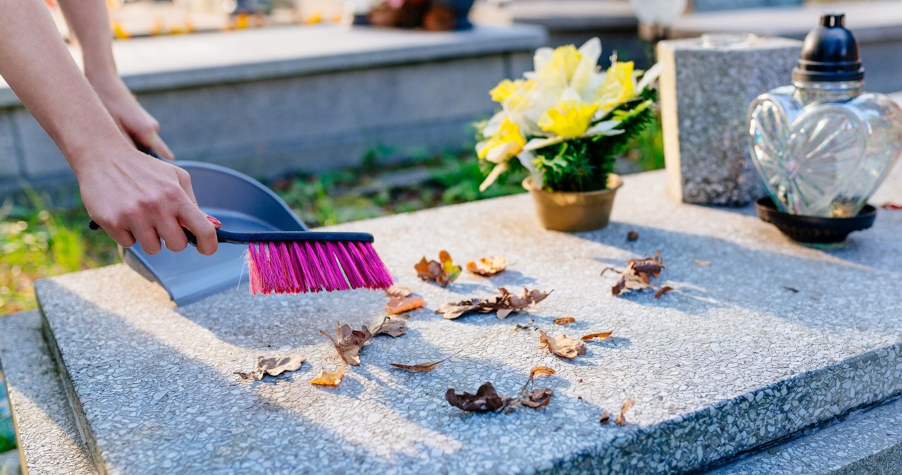 Przetrzyj tym groby w październiku. Będą najczystsze na cmentarzu