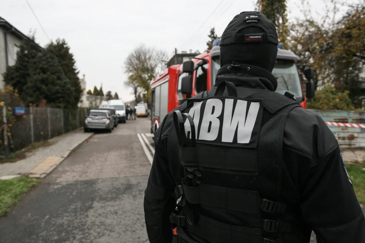ABW przeszukało w czwartek warszawskie mieszkanie Wołodymyra Ż. i jego żony. Informację o tym przekazał mecenas Ukraińca. Wołodymyr Ż. jest oskarżany przez Niemcy o wysadzenie gazociągu Nord Stream.