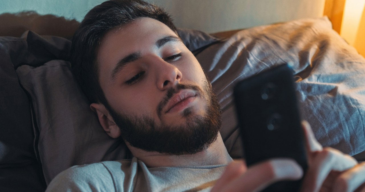 Nowe badania: Taka aktywność w sieci negatywnie wpływa na zdrowie