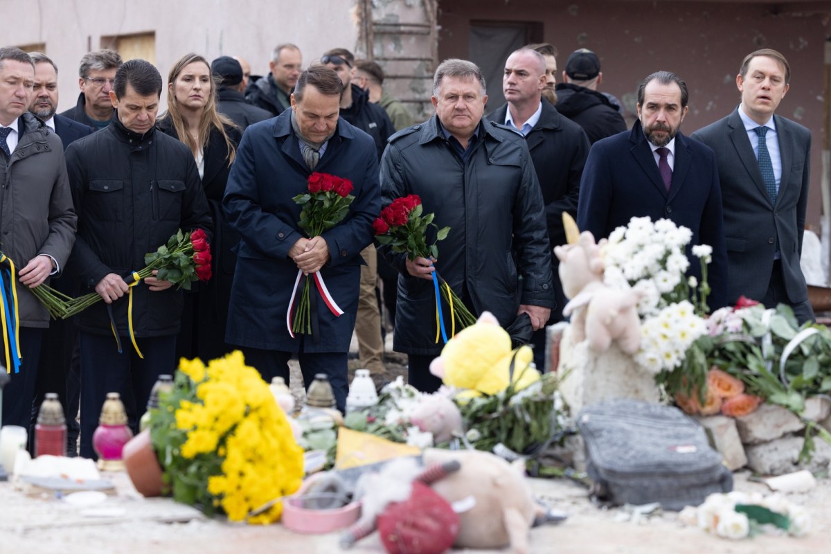 Sikorski z niezapowiedzianą wizytą w Ukrainie