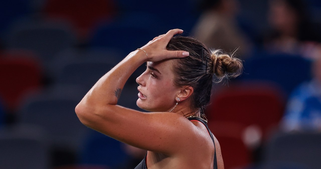 Zaskakujący prezent dla Świątek. WTA odejmie punkty Sabalence. Polka odrabia