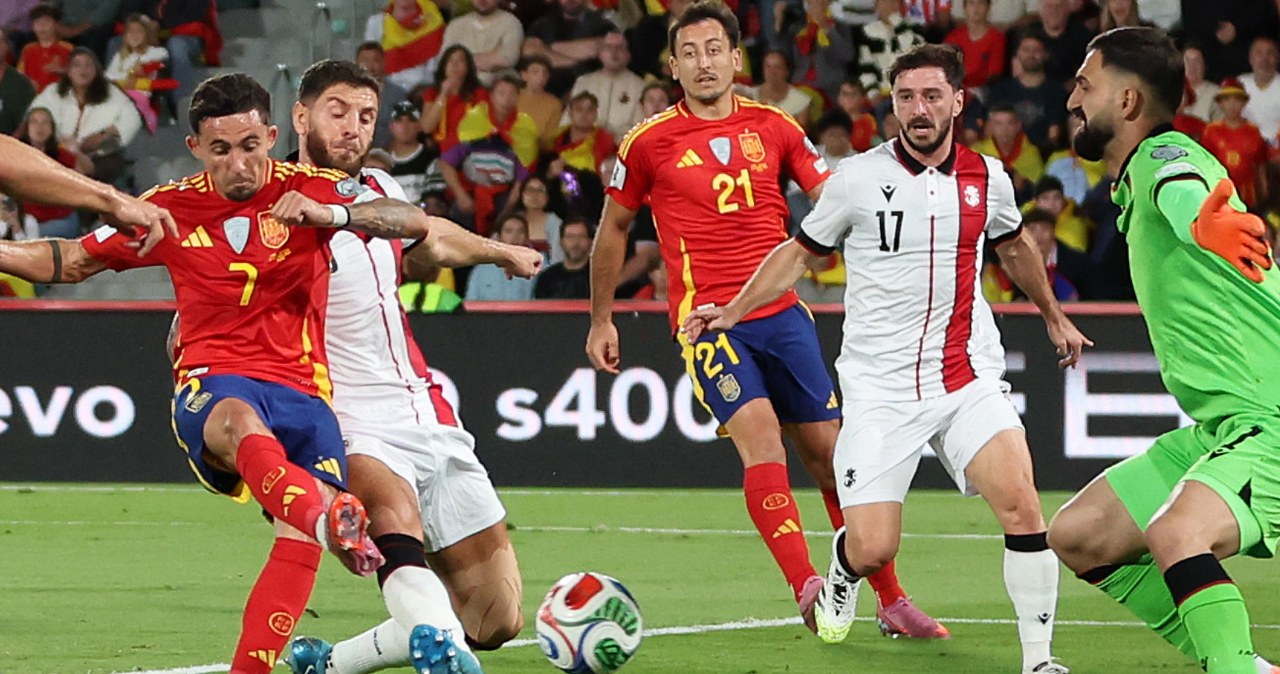 wiadomości,aktualności,Interia Hiszpanie bili w mur, nastąpiło przełamanie. Cudowny gol ustalił wynik meczu