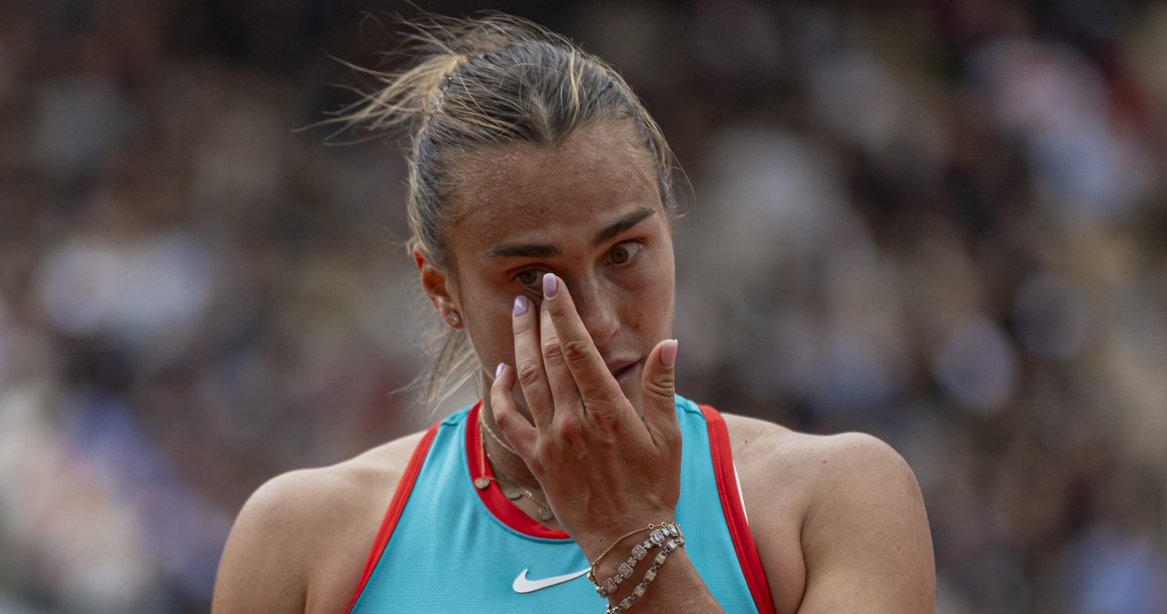 wiadomości,aktualności,Interia Przejęta Sabalenka ogłosiła to w nocy po porażce. Mówi o zakończeniu. Partner reaguje