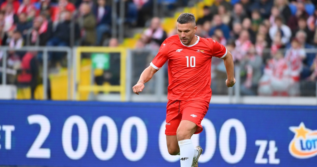 wiadomości,aktualności,Interia Najpierw strzelał dla Niemców, a potem pomógł Polakom. Show Podolskiego w Chorzowie