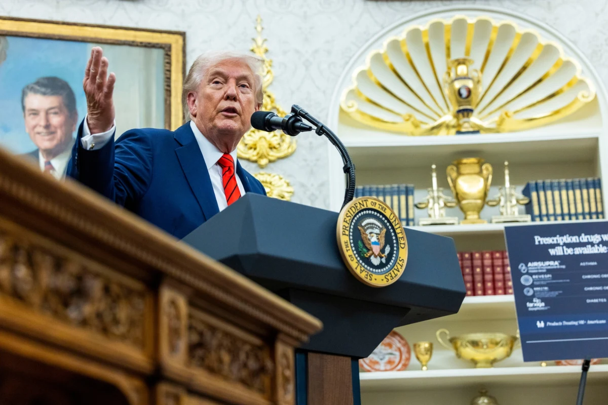 Donald Trump podczas rozmowy z dziennikarzami na pokładzie Air Force One odniósł się do możliwości przekazania Ukrainie amerykańskich rakiet manewrujących Tomahawk. Były prezydent USA podkreślił, że decyzja w tej sprawie będzie uzależniona od rozmów z Rosją. Odniósł się też do sytuacji w Strefie Gazy.