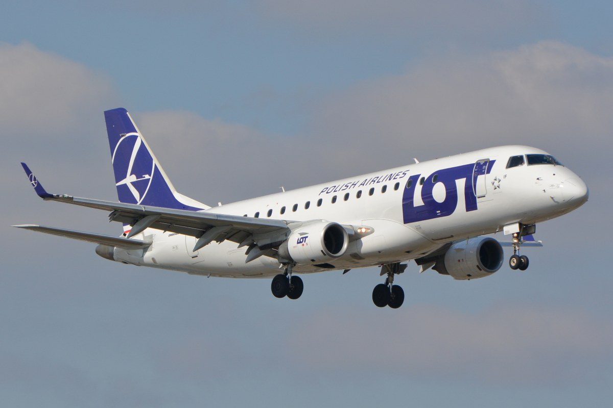 Tragedia na pokładzie samolotu LOT. Dreamliner lądował awaryjnie w Kopenhadze