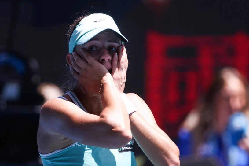 Bencic ograna przez Świątek, 4 dni później starcie z Linette. 94 minuty walki