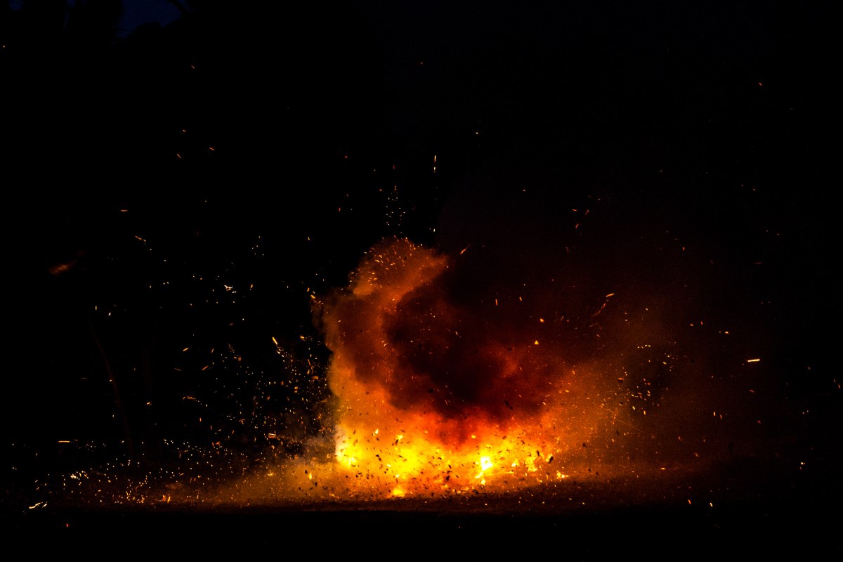 Gigantyczny słup ognia na Krymie. Atak dronów na terminal ropy