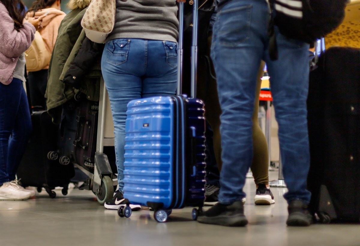 Polacy dali popis na lotnisku. Wymarzony urlop skończył się jeszcze przed odlotem