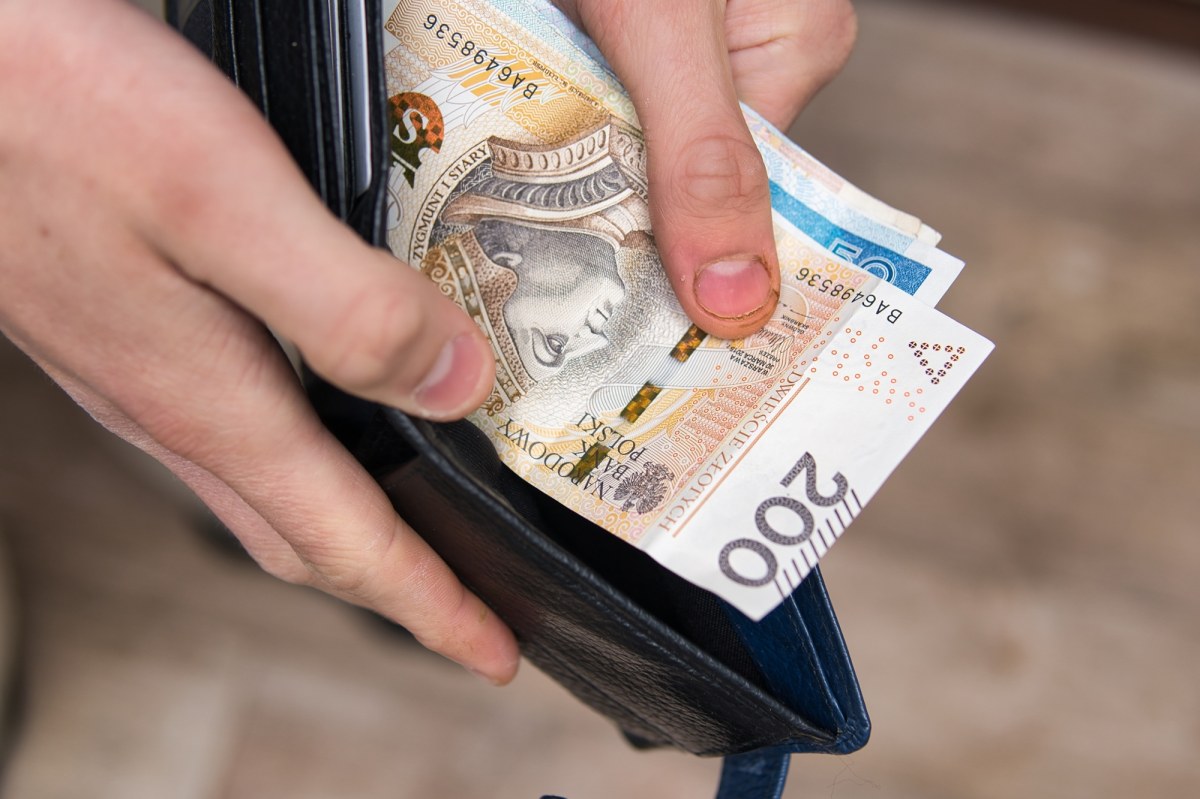 Renta alkoholowa. Ile wynosi i kto może liczyć na wsparcie?
