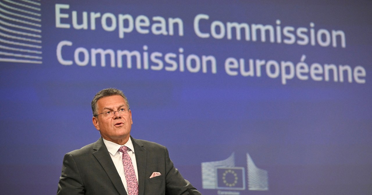 Unia odpowie Chinom, realizowane są rozmowy. "Nie możemy pozostać bezczynni"