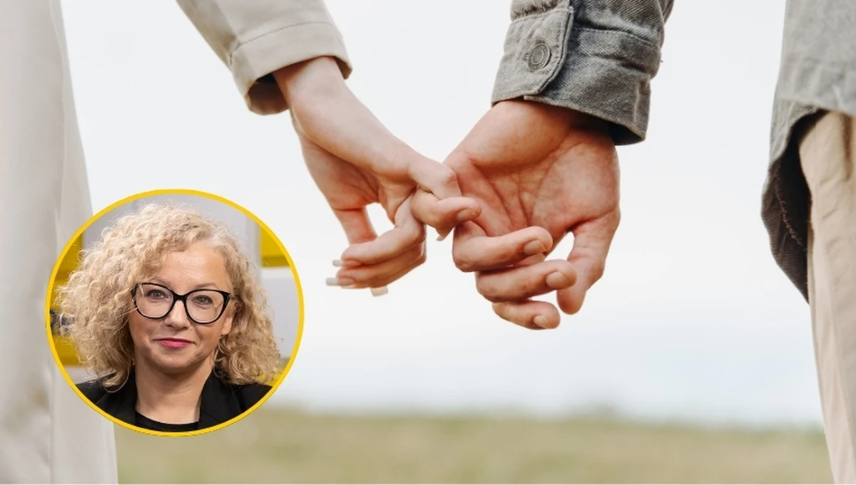 W tym tygodniu ma zostać zaprezentowany projekt ustawy o związkach partnerskich – poinformowała w Popołudniowej rozmowie w RMF FM Katarzyna Kotula. Sekretarz stanu w kancelarii premiera i posłanka Nowej Lewicy wskazała, że poznamy nazwę i ogólne uzgodnienia, ale nie chciała zdradzić m.in., czy będzie to projekt rządowy. Kotula mówiła, że chce skontaktować się z Martą Nawrocką, by starać się o jej poparcie projektu. Polityk stwierdziła, że liberałowie przegrali wybory prezydenckie, bo "w czasie kampanii udawali, że są prawicą".