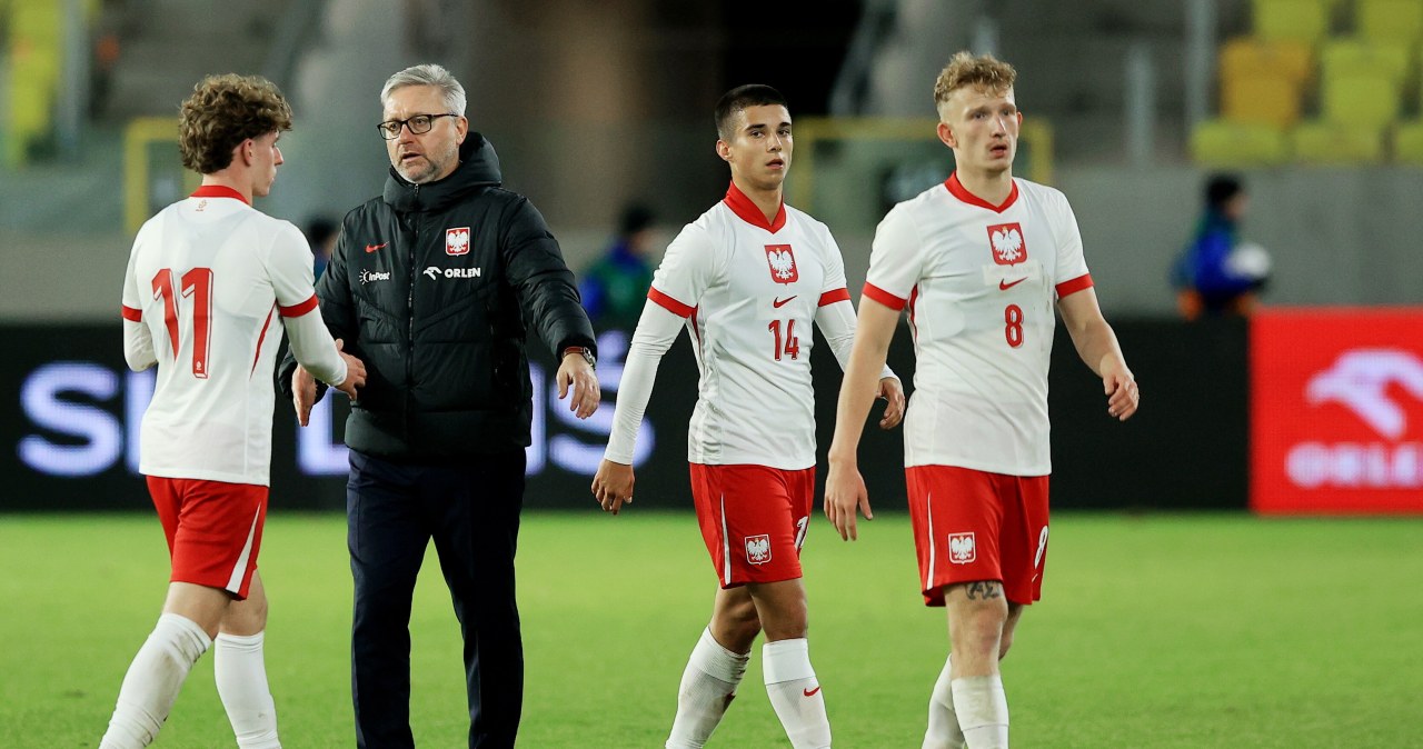 wiadomości,aktualności,Interia Wielki triumf Polaków w Szwecji. Rywale na deskach. Brzęczek aż łapał się za głowę