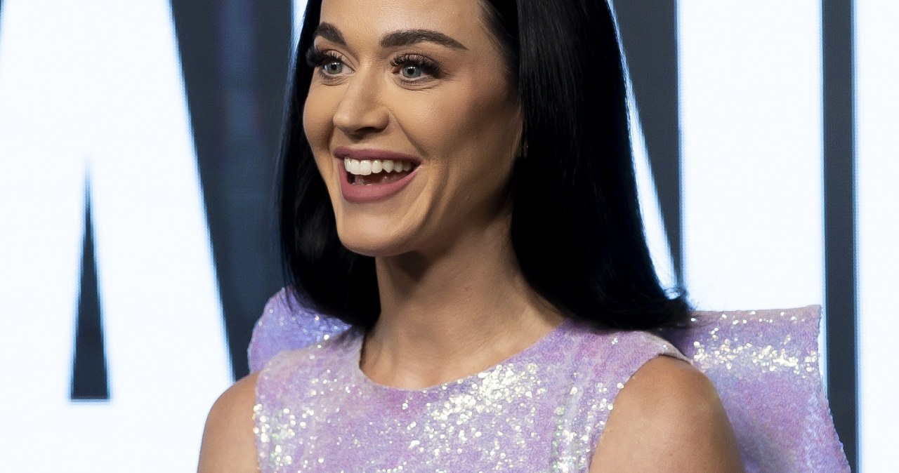 Nie przyjęła oświadczyn na scenie. Potwierdziła doniesienia o romansie