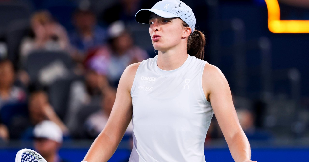 wiadomości,aktualności,Interia Dwa ciosy dla Świątek, musi prędko zareagować. 