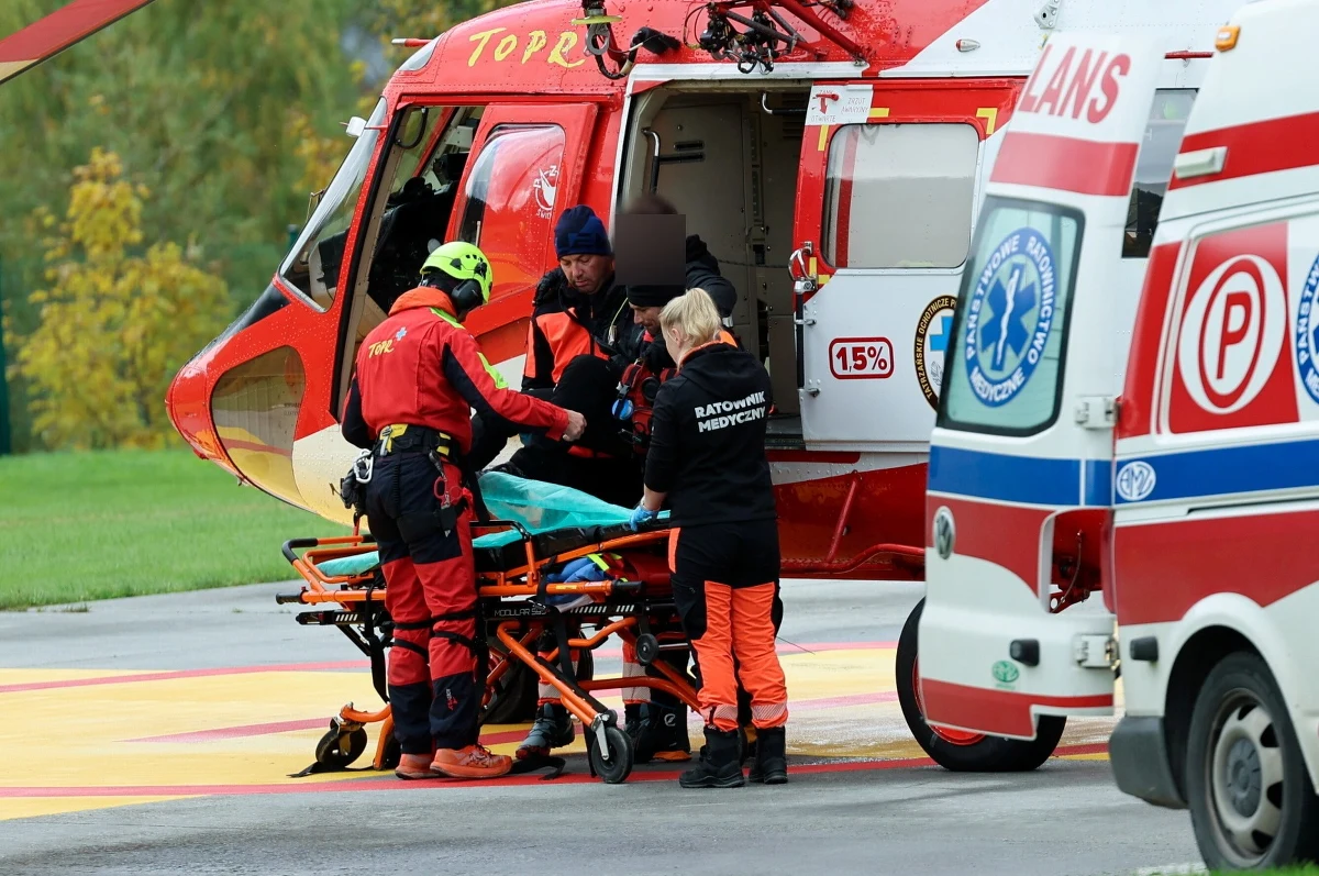 Dramatyczny wypadek w Tatrach. Turysta nie żyje, a inny został poważnie ranny w wypadku, do którego doszło w środę w rejonie przełęczy Zawrat.