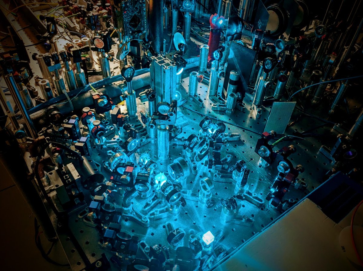 Zespół polskich naukowców opracował kwantową antenę radiową. Może przydać się do... podsłuchu