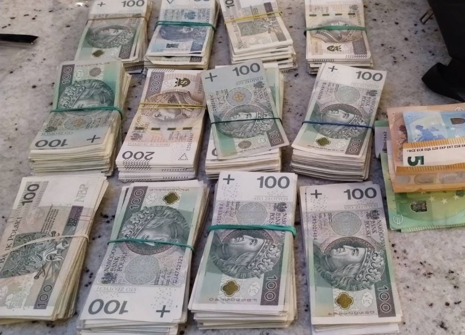 /Policja Mazowiecka  /