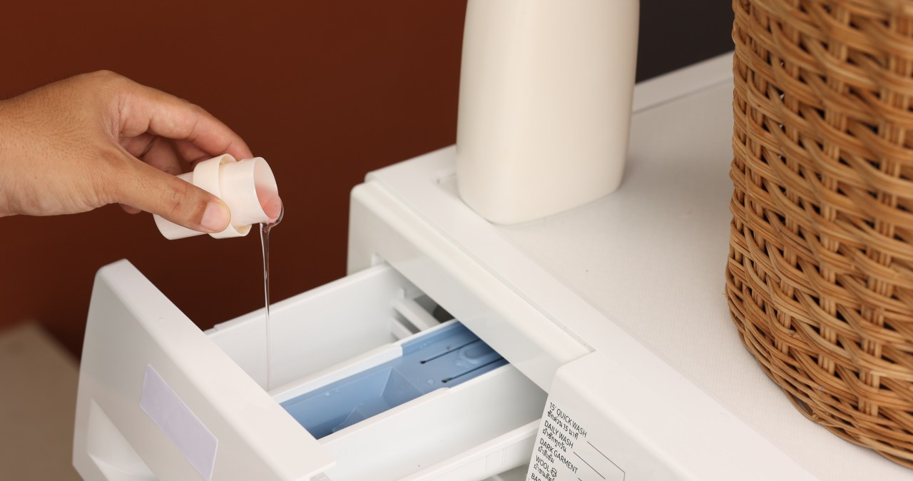 Ten program w pralce pożera najwięcej prądu. Unikaj go