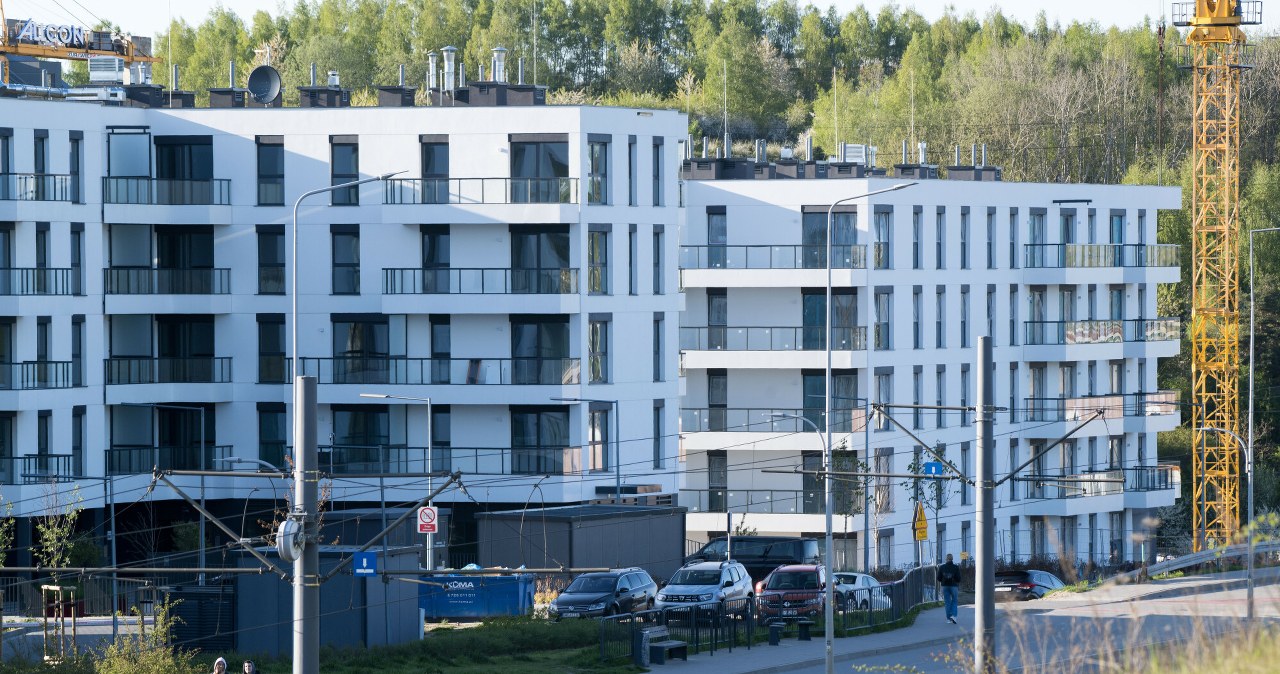 Polacy śpią na bilionach. Tyle warte są nasze mieszkania