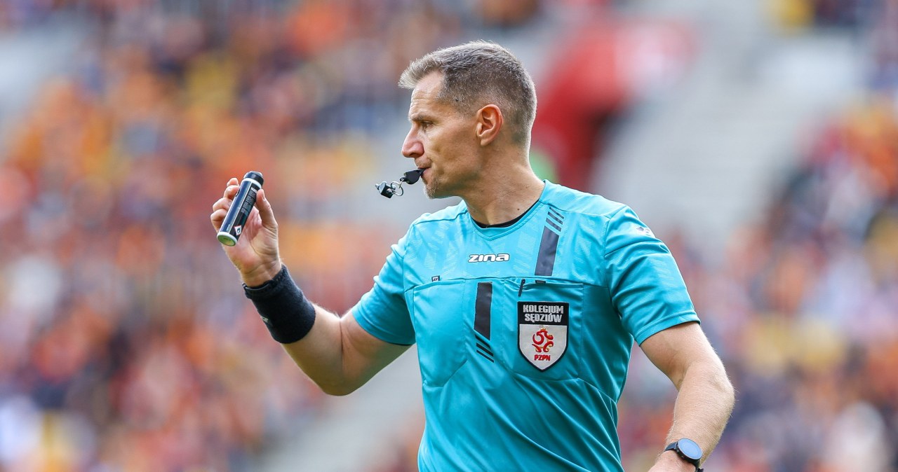 Kuriozum na meczu Ekstraklasy. Niebywałę, co zrobił sędzia. Od razu widać