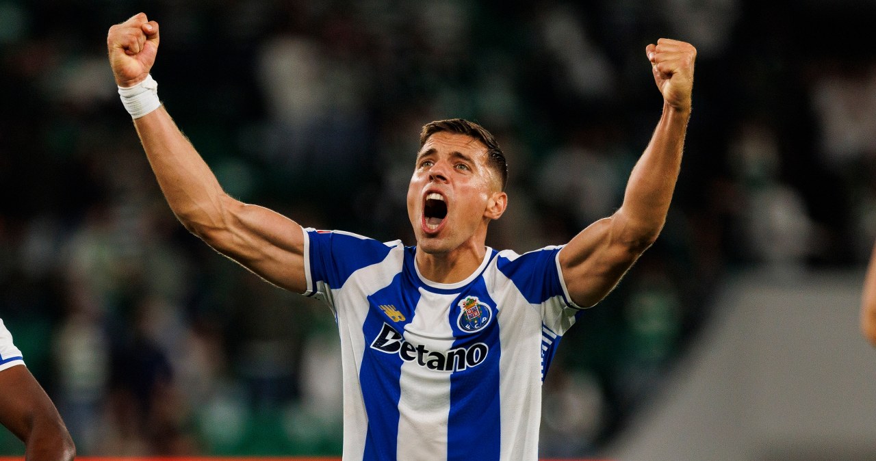Hattrick w pucharze, kosmiczna forma Jana Bednarka. W Portugalii głośno o Polaku wiadomości,aktualności,Interia Hattrick w pucharze, kosmiczna forma Jana Bednarka. W Portugalii głośno o Polaku