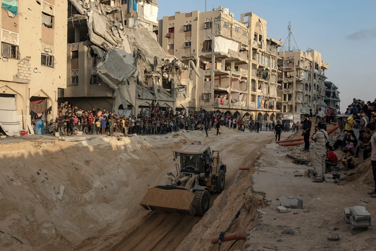 Wojna w Strefie Gazy z nową nazwą. Izraelski rząd zmienił w niedzielę oficjalną nazwę z Operacji Żelazne Miecze na Wojnę Odrodzenia. 