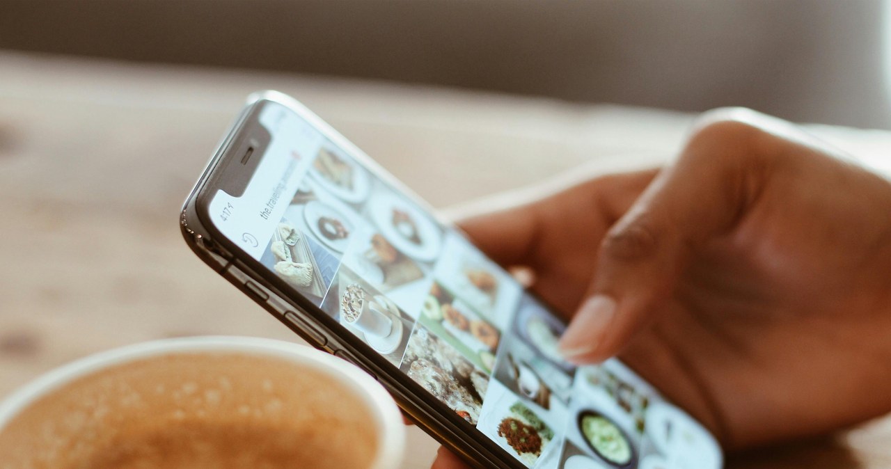 Facebook przeskanuje zdjęcia na twoim telefonie. Nie muszą być w serwisie