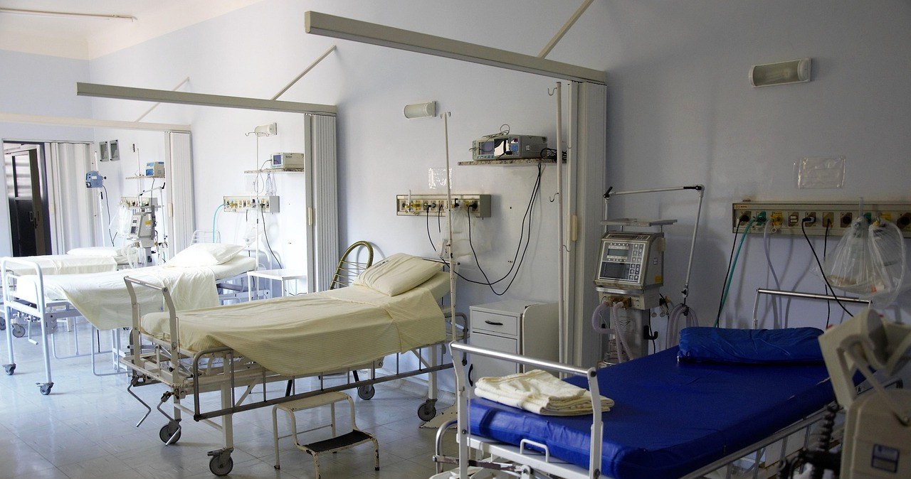 Przyniósł trzy noże na spotkanie z lekarką. Sąd zdecydował ws. tymczasowego aresztu dla 42-latka wiadomości,aktualności,Interia Przyniósł trzy noże na spotkanie z lekarką. Sąd zdecydował ws. tymczasowego aresztu dla 42-latka