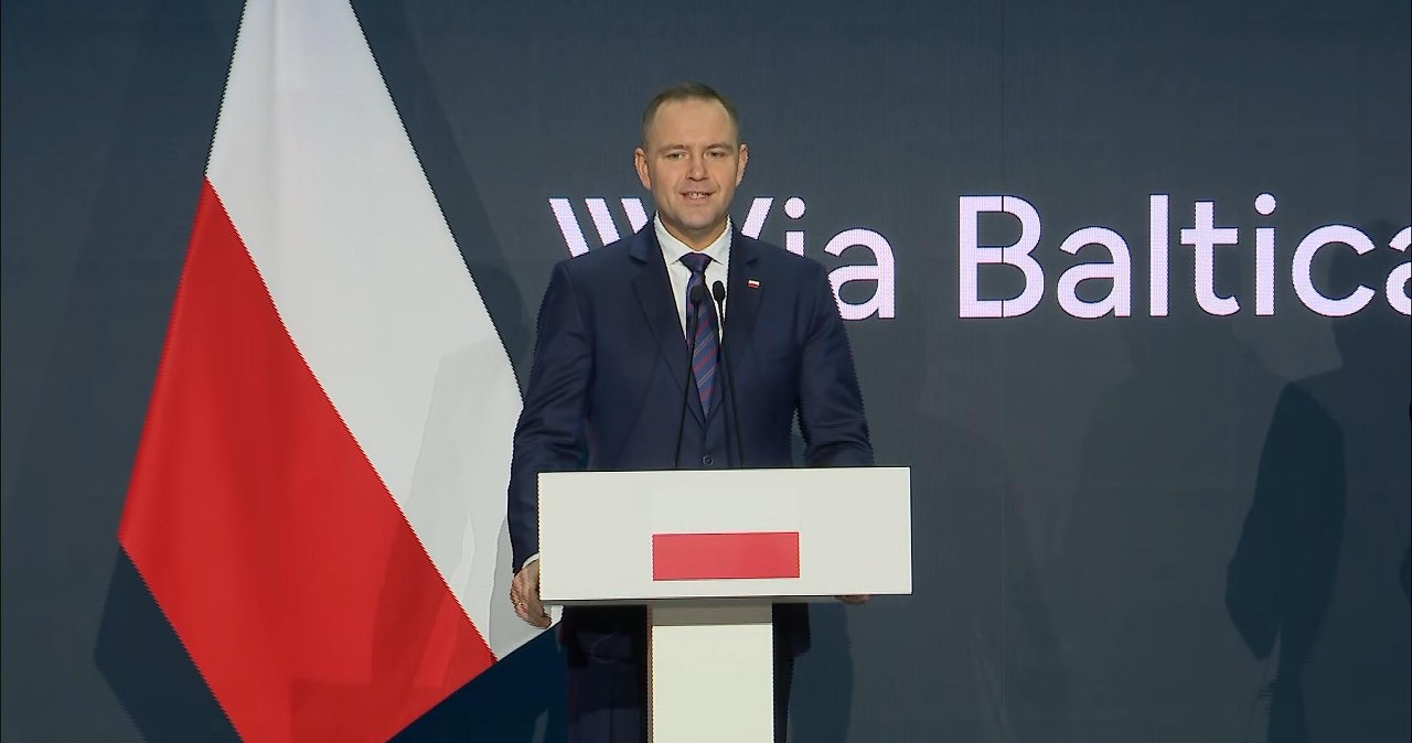 Karol Nawrocki otworzył strategiczną inwestycję. Z Warszawy do europejskiej stolicy w 4,5 godziny wiadomości,aktualności,Interia Karol Nawrocki otworzył strategiczną inwestycję. Z Warszawy do europejskiej stolicy w 4,5 godziny